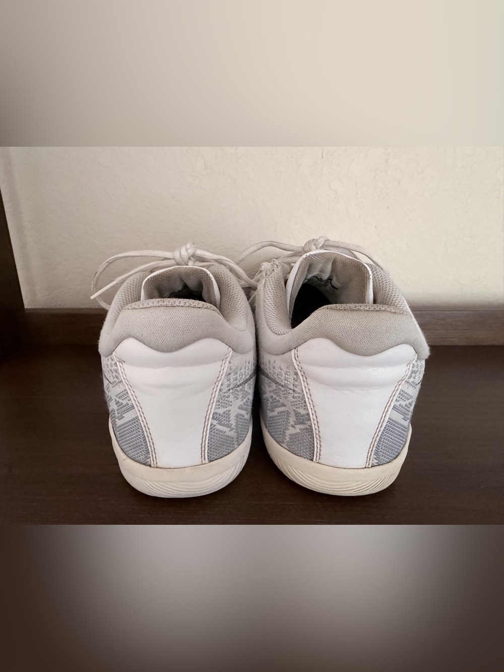 Nike Kobe Mamba Rage Pure Platinum Men Sneakers 908972-100 Size 10.5 - Picture 9 of 11